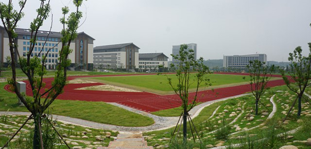 鎮(zhèn)江市高等專(zhuān)科學(xué)校