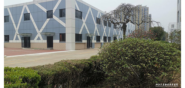 浙江汽車職業(yè)技術學院 - 最美院校