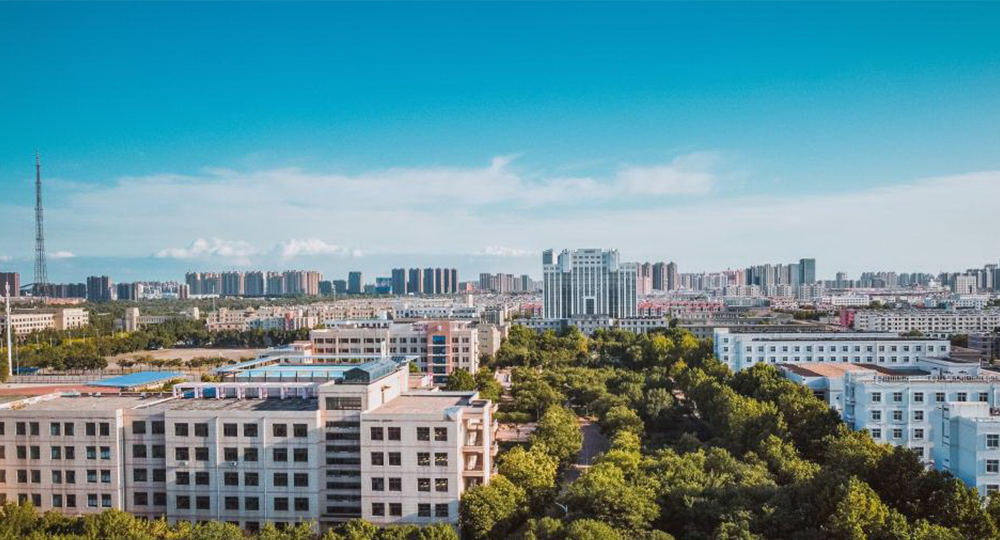 時(shí)光匆匆，歲月如歌！——珍惜自己最美好的時(shí)光，珍惜時(shí)下，放肆而不張揚(yáng)的青春年華。