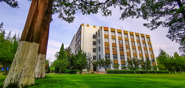 青島農業(yè)大學海都學院 - 最美院校