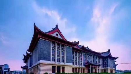 河南大學(xué)龍子湖校區(qū)實(shí)景（2020.12）
