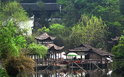 文化標(biāo)識：校名題寫 / ?；赵O(shè)計