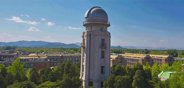 清華大學(xué)校園風(fēng)光 清華大學(xué) - 最美院校