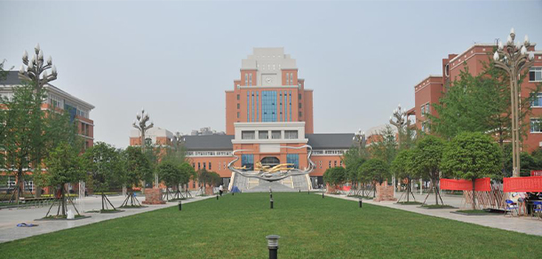四川文化產業(yè)職業(yè)學院 - 最美大學