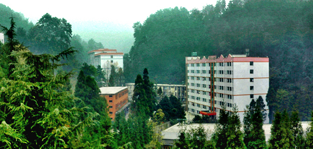 黔南民族醫(yī)學(xué)高等專科學(xué)校 - 最美大學(xué)