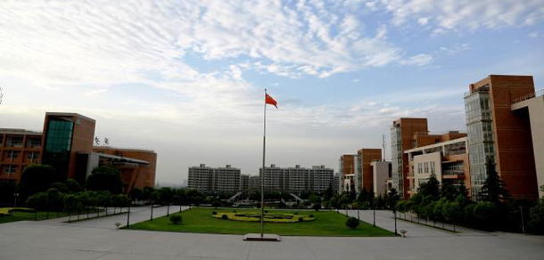 西安工程大學 - 最美大學