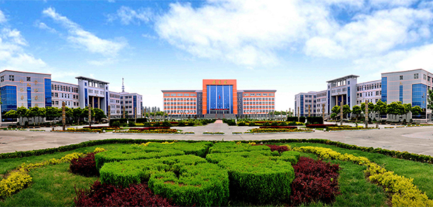 大學(xué)校志：校名、校標(biāo)、校訓(xùn)、?；?、校旗、校歌