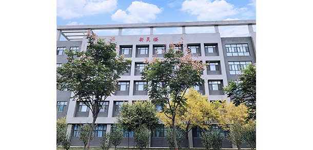 河北機電職業(yè)技術(shù)學院 - 最美大學